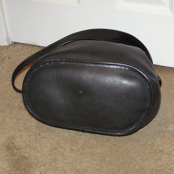 Vintage COACH black leather bucket bag Drawstring closure - Picture 6 of 12